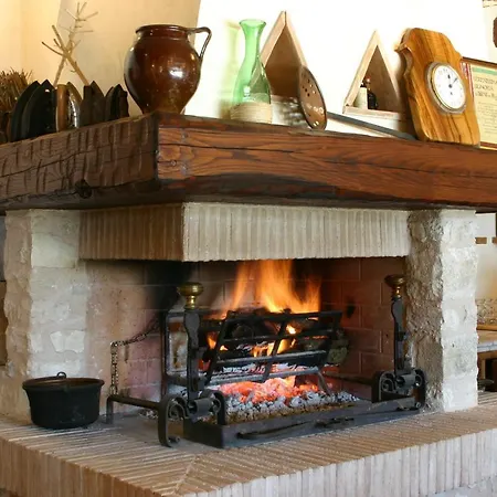 Фермерский дом Casale Nel Parco Dei Monti Sibillini Норча