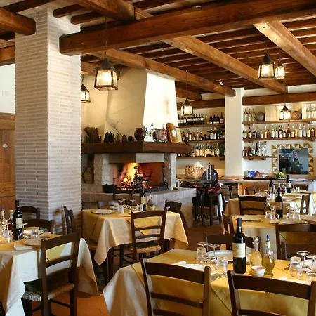 Casale Nel Parco Dei Monti Sibillini נורצ'יה